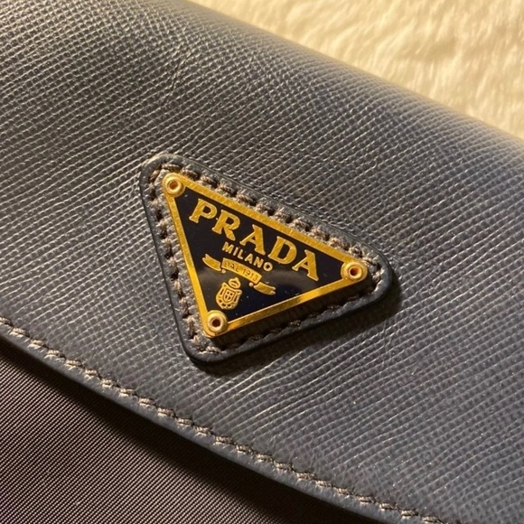 Authentic Prada Crossbody - Picture 5 of 7